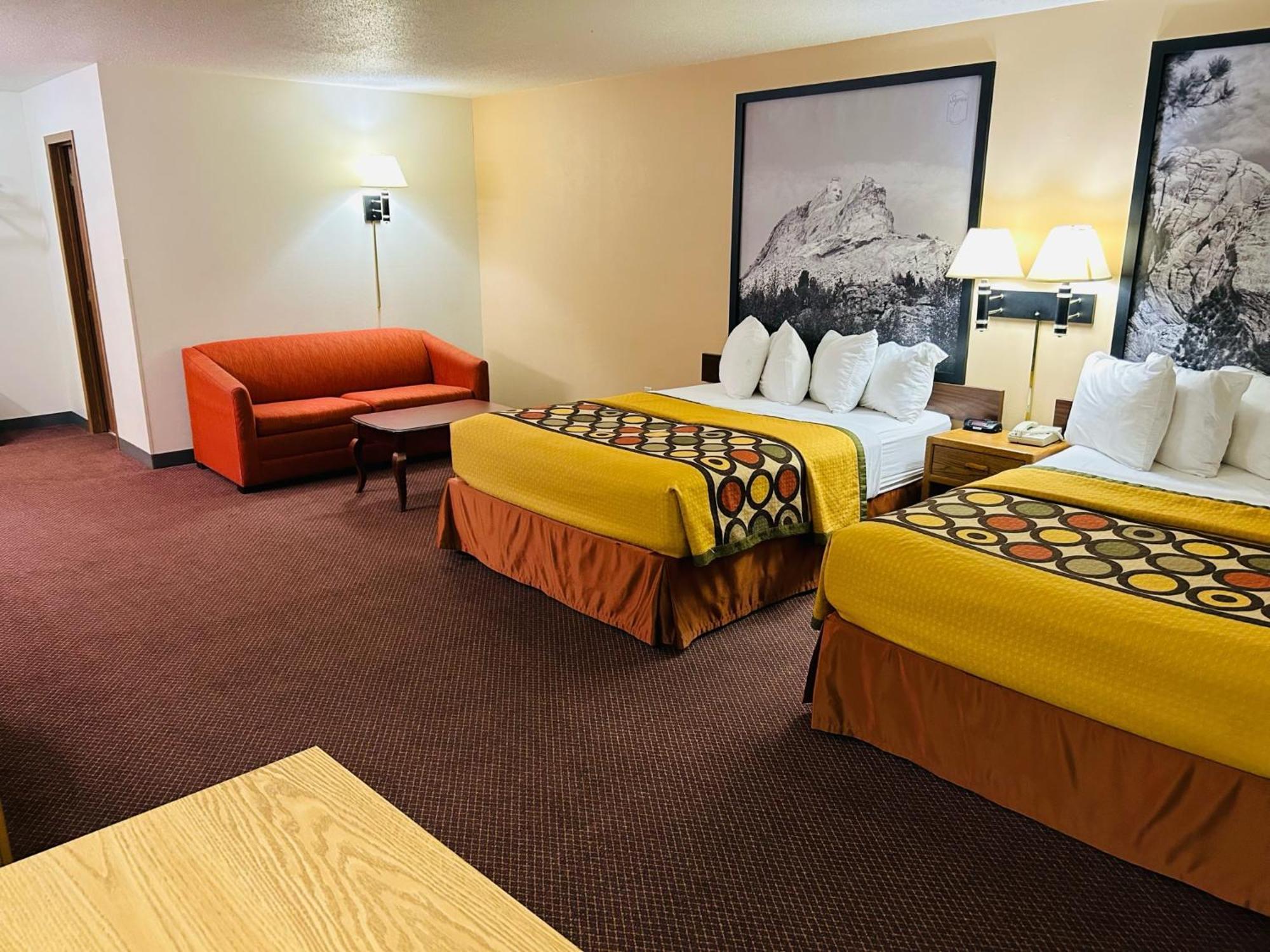 Super 8 By Wyndham Hot Springs Motel Exterior foto