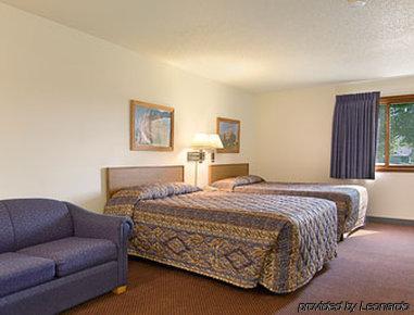 Super 8 By Wyndham Hot Springs Motel Quarto foto