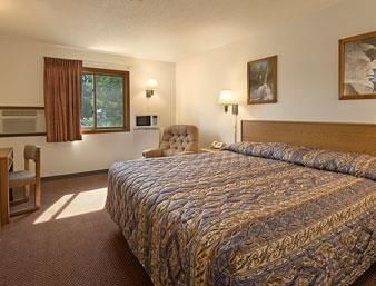 Super 8 By Wyndham Hot Springs Motel Exterior foto